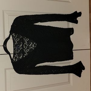AE Long sleeve lace top